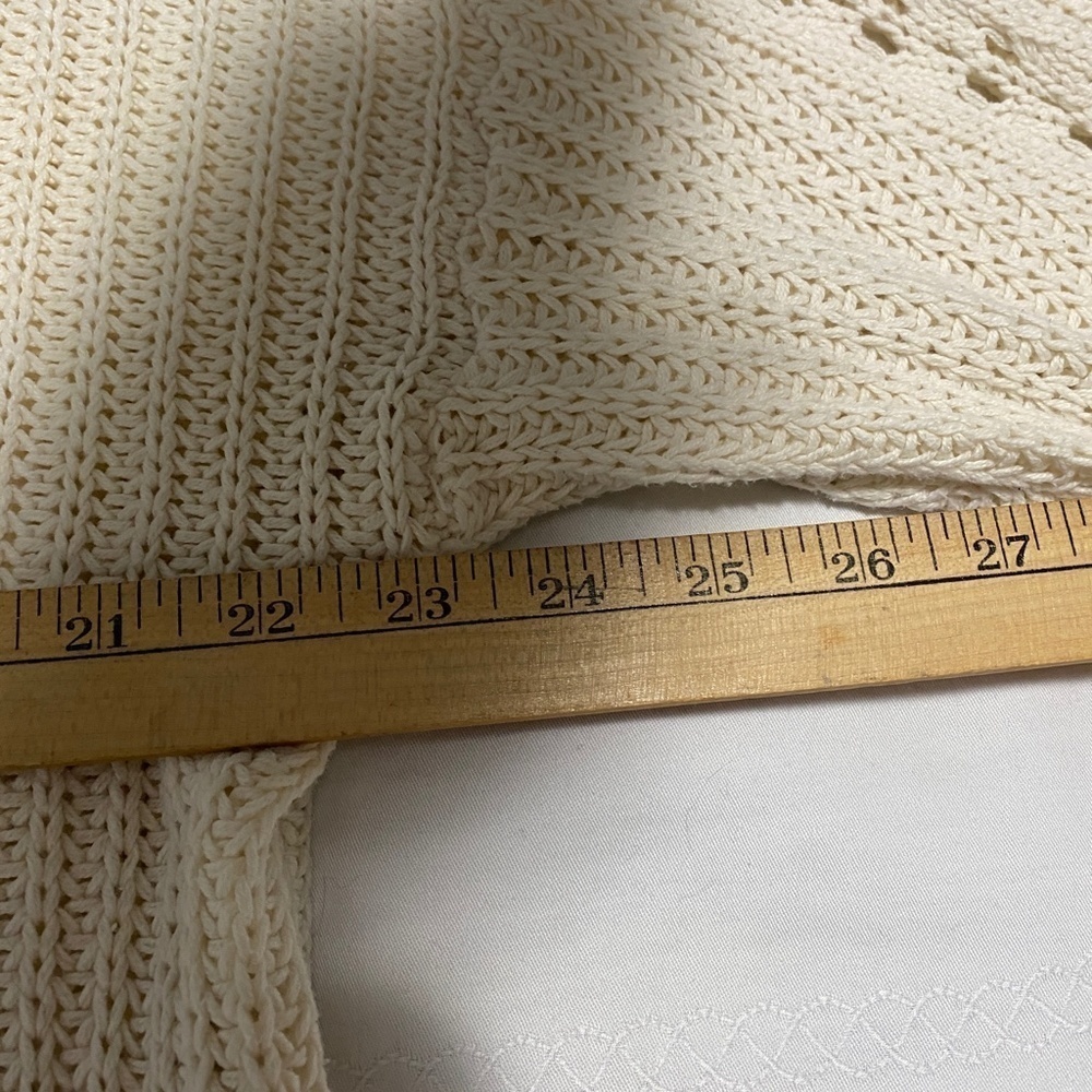 American Eagle Women's Cream Crochet Sweater Size‎ Large - Picture 8 of 11